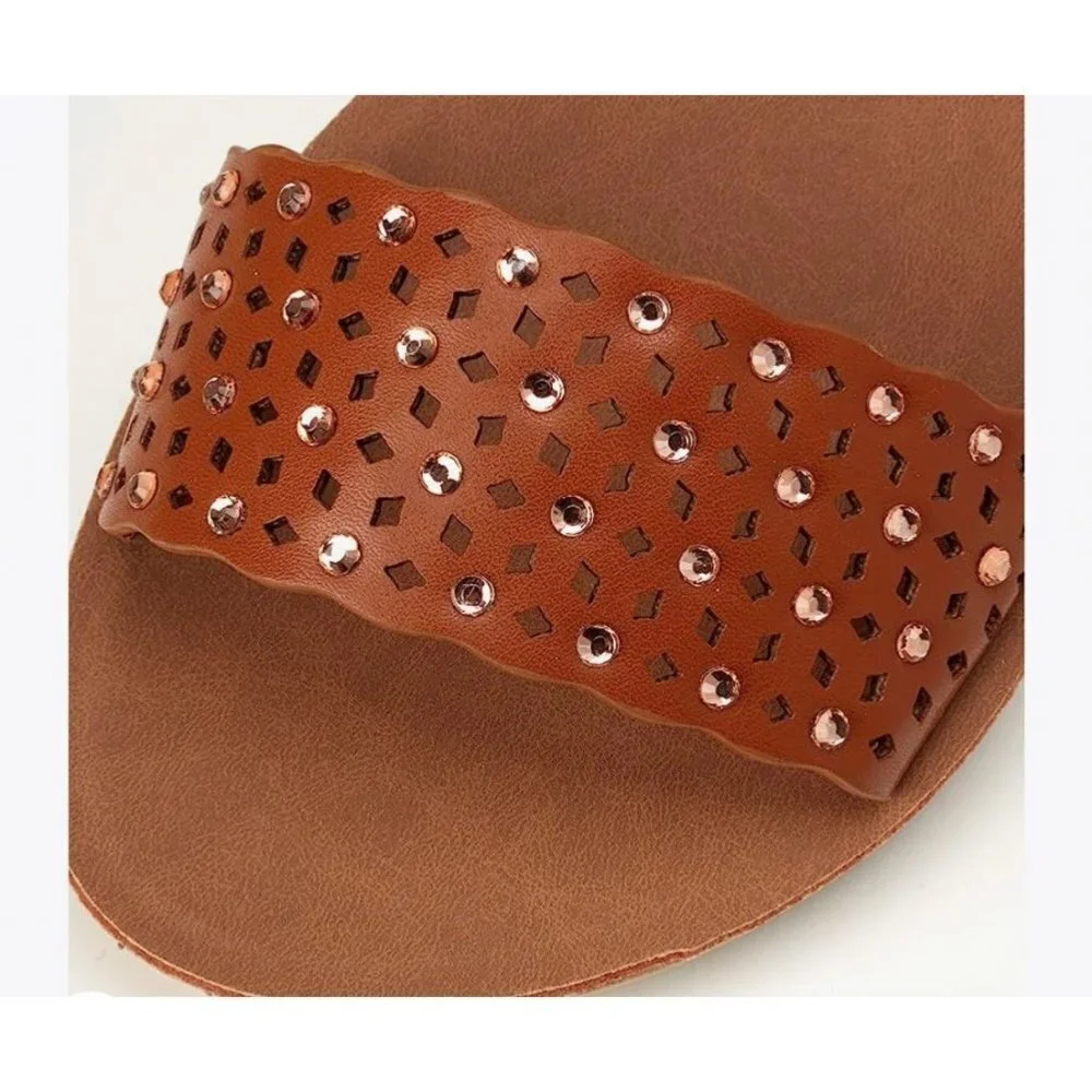 ADRIENNE VITTADINI Girls' Sandals - Strappy Studded Sandals with Elastic Ankle S